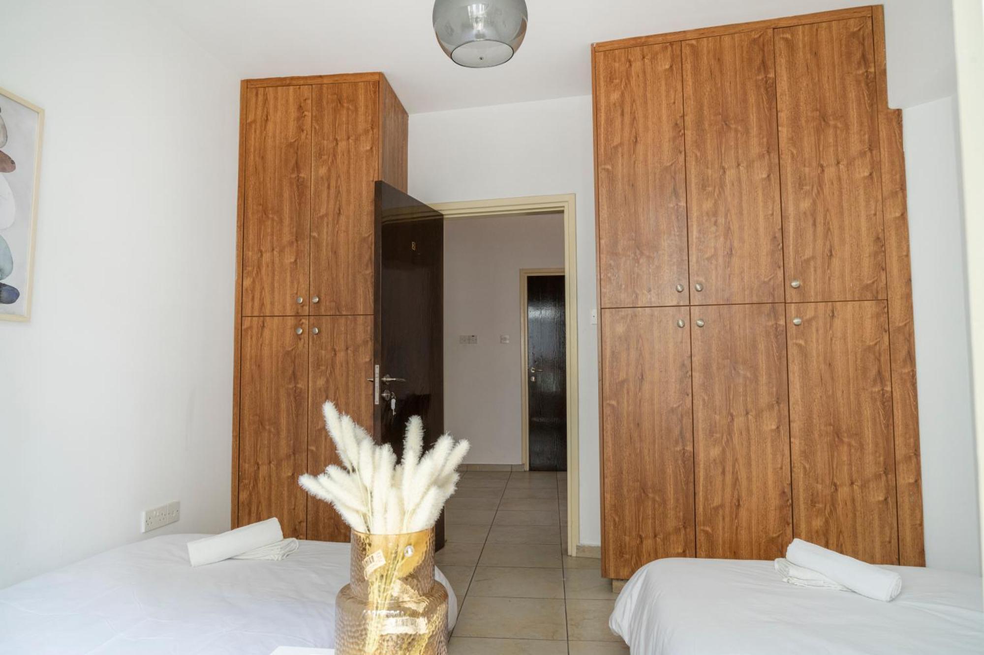 Private Room In Shared Flat Nicosia Eksteriør billede