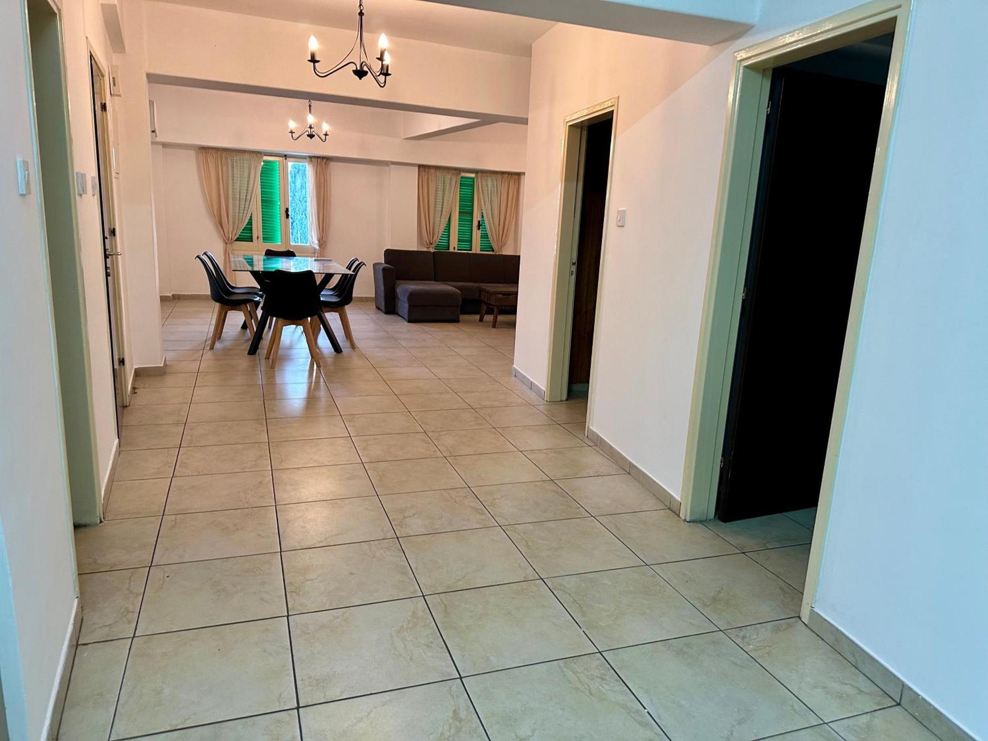 Private Room In Shared Flat Nicosia Eksteriør billede